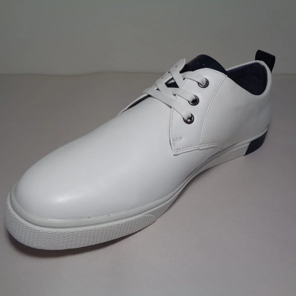 IZOD Size 11 M ISAAC White Sneakers New Men's Shoes